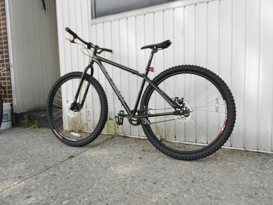 NEW 2015 REDLINE MONOCOG 29ER'S $700-1400