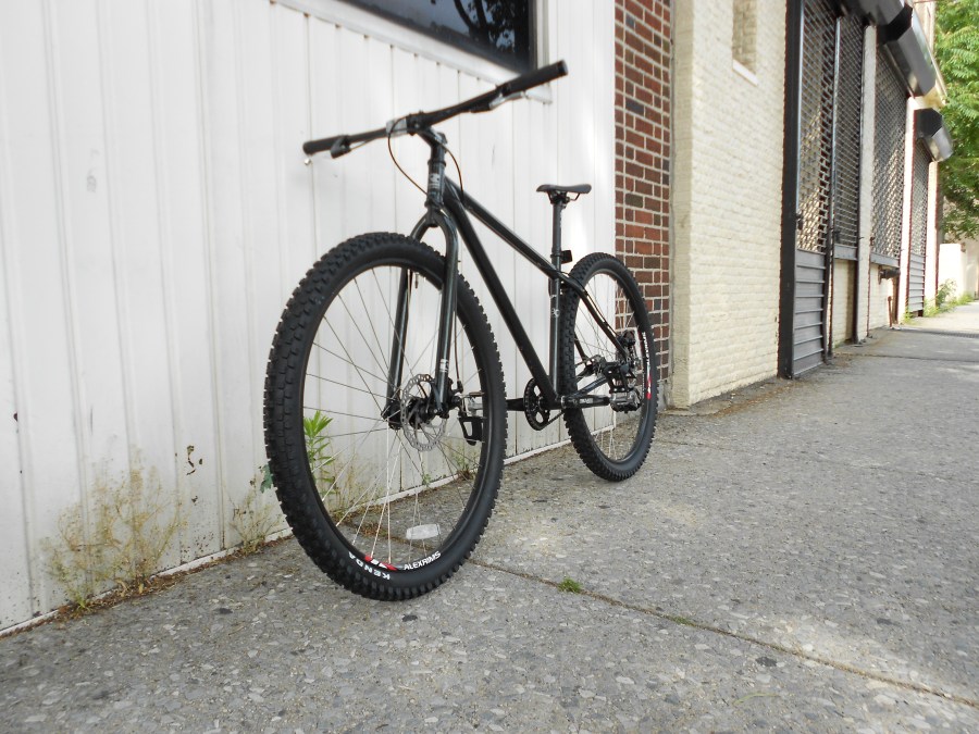 NEW 2015 REDLINE MONOCOG 29ER'S $700-1400
