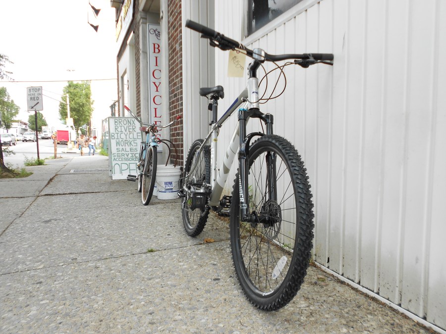 NEW 2014 KHS ALITE 350