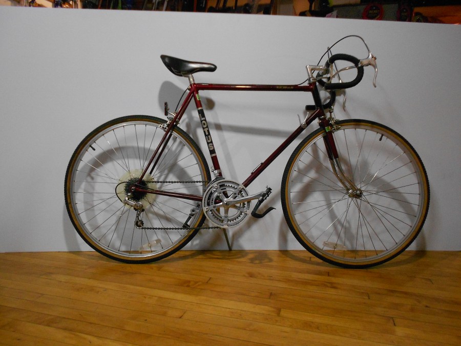 LOTUS EXCELLE 58cm Frame 700x35mm Knobby Tires Bicycle