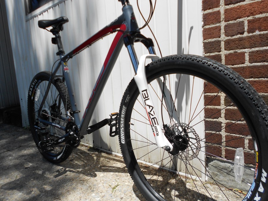 KHS SIXFIFTY( 27.5") 300 AS UPGRADED $700