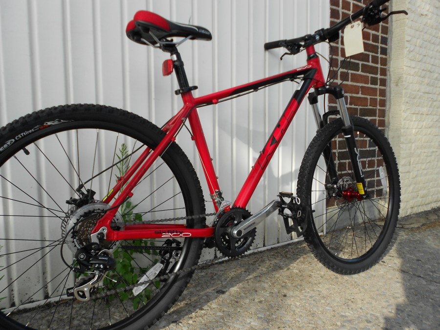 KHS SIXFIFTY( 27.5") 200 AS UPGRADED $600