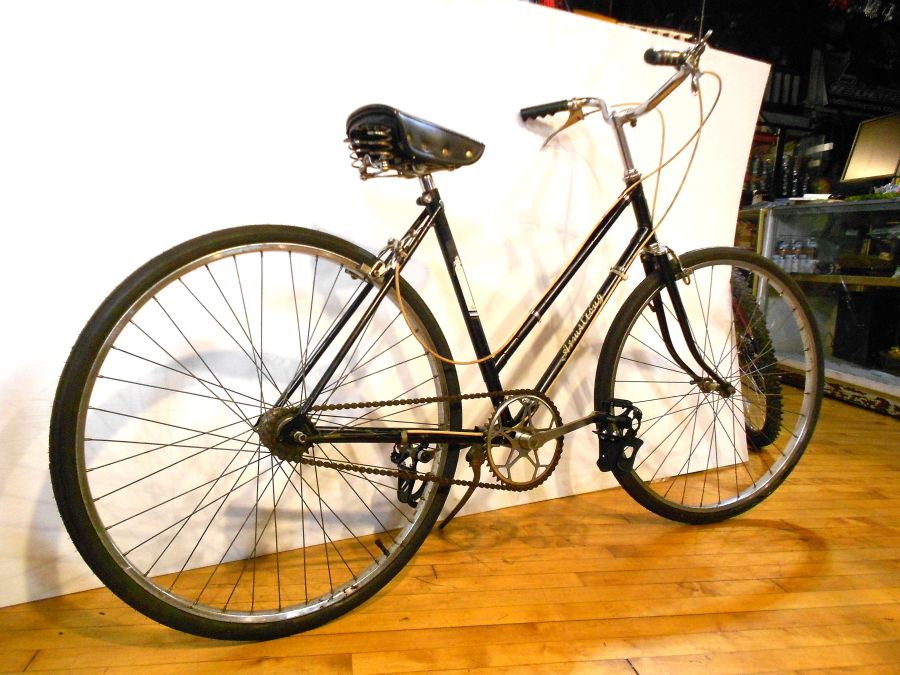 Vintage Ross Armstrong