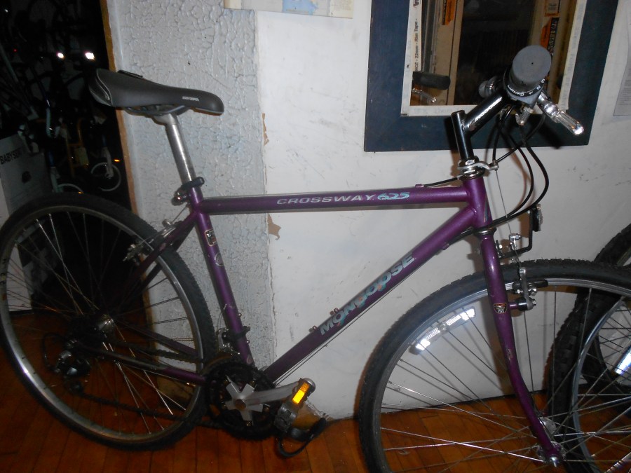 Mongoose Crossway 625